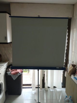 Pantalla Proyector Mira