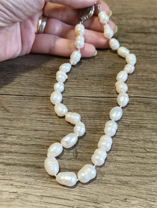 Girocollo donna perle fiume chiusura argentata