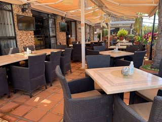 Local comercial en venta en Almijara - Capistrano - Cueva de Nerja en Nerja