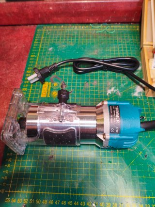Fresadora Taller 800W + Set Brocas