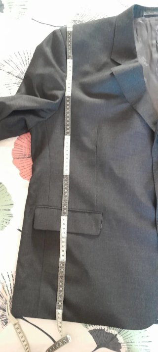 Traje de chaqueta gris hombre chaleco gris marengo