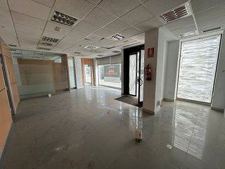 Local comercial en venta en Camino Viejo de Málaga en Vélez-Málaga