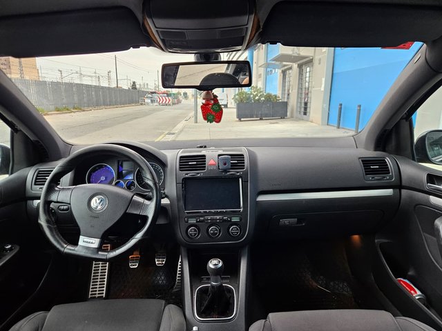 GOLF GTI 200CV TSFI 6 MARCHAS MANUAL PEGATINA C