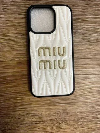 Funda Miu Miu Blanca iPhone 15 Pro