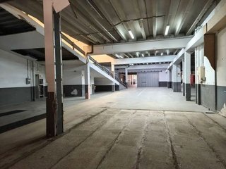 Nave industrial en alquiler en Almeda - El Corte Inglés en Cornellà de Llobregat
