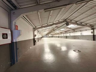 Nave industrial en alquiler en Almeda - El Corte Inglés en Cornellà de Llobregat