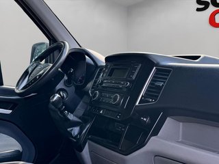 Hyundai H350 2.5 CRDi 110kW 150CV 6.2m Essence