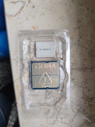 AMD Ryzen 7 9800X3D CPU
