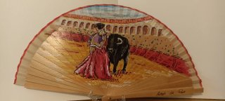 Abanico pintado a mano