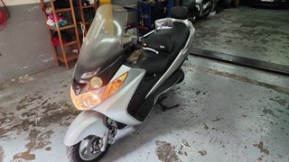 Suzuki Burgman 400cc 2004 Plata Etiqueta B