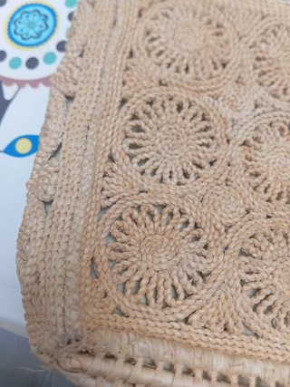 Bolso de cáñamo tejido