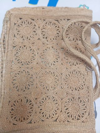 Bolso de cáñamo tejido