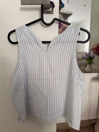 Blusa Stradivarius Rayas Azul y Blanco Talla M