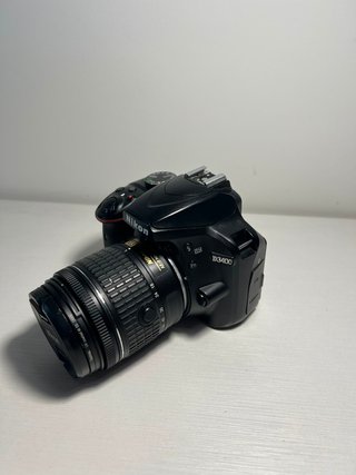 Kit Nikon D3400 + Dos Objetivos + 4 baterías
