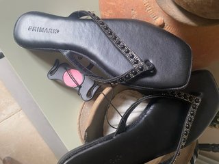 Sandalias Primark negras con pedrería T40