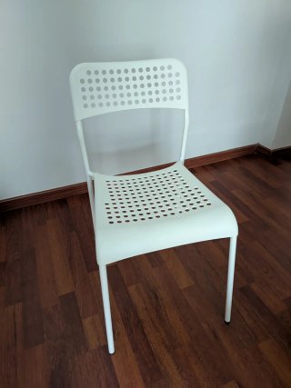 Silla Ikea SANDSBERG Blanca