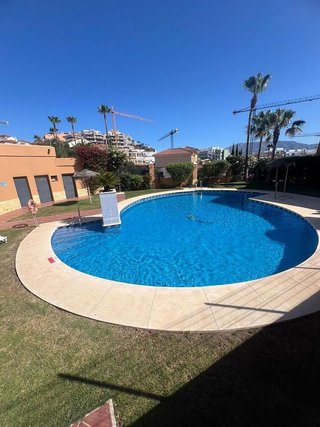 Casa adosada en venta en Riviera del Sol en Mijas
