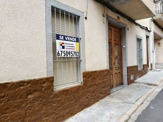 Casa adosada en venta en Buñol