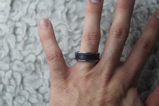 Anillo Plata Hombre Banda Negra y Azul