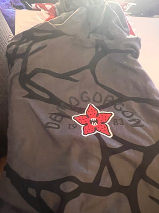 Pijama Stranger Things Demogorgon Talla M