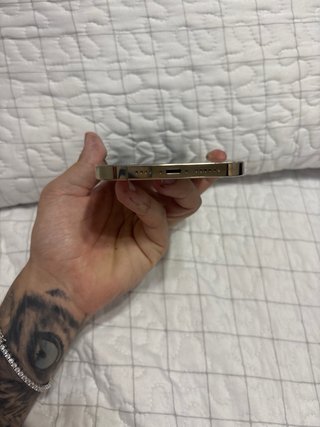 iPhone 12 Pro Max Oro in perfette condizioni