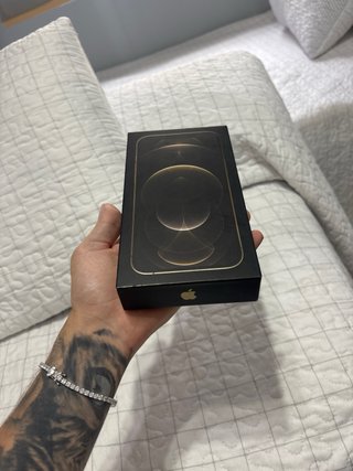 iPhone 12 Pro Max Oro in perfette condizioni