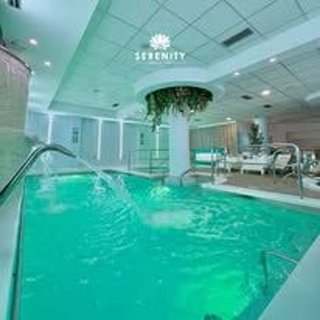 Local comercial en venta en Chaparil - Torrecilla en Nerja