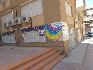 Local comercial en venta en La Paz en Villena