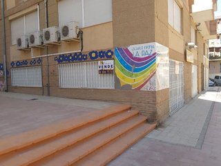 Local comercial en venta en La Paz en Villena