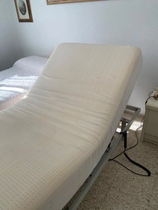 Cama articulada motorizada Con su colchón y funda