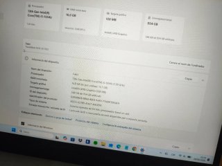 Acer TravelMate P2 16 con 16GB RAM e SSD da 1TB