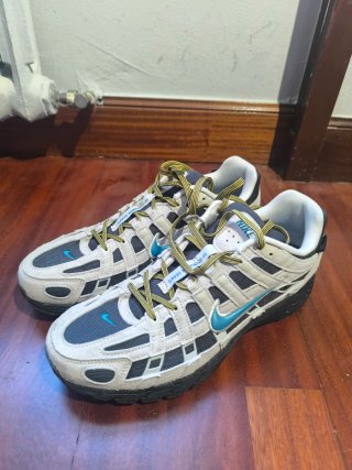 Nike P-6000 Talla 44 Beige/Azul