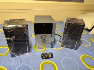 Minicadena JVC X-G357 + 2 Altavoces