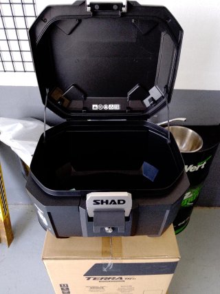 Baúl moto SHAD TR41 Negro