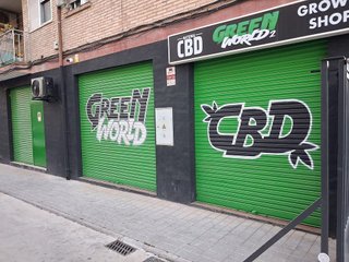 Local comercial en alquiler en Barrio de Zaidín en Granada