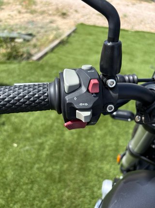 Voge 525 ACX Negra/Gris