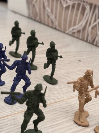 Consegna di Soldati dell'Esercito - Oltre 100 Figure