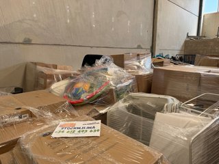 Lote de 32 Palets Liquidación Tienda pvp +64,000€