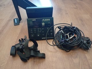 Batería Electrónica Alesis Nitro Max