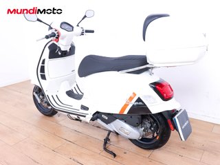 VESPA GTS 125 SUPERSPORT