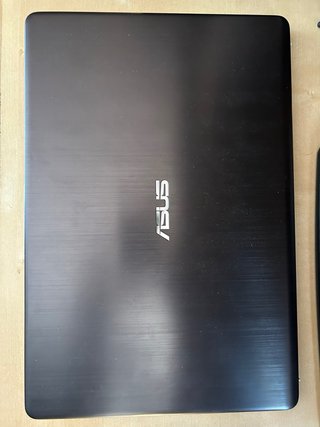 Ordenador portátil ASUS VivoBook
