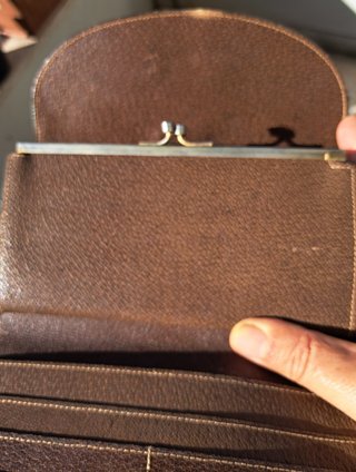 Portafoglio Gucci in pelle marrone con banda