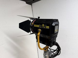 Foco Fresnel Desisti Leonardo 310 1000w (sin pie)