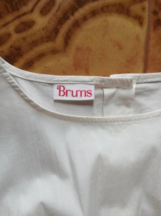 Maglia bianca ragazza