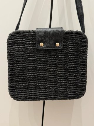 Bolso Bandolera Trenzado Rígido Negro B00052