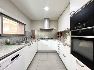 Piso en alquiler en Les Tres Torres en Barcelona
