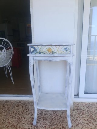Mueble vintage tocador con cajón y cerámica