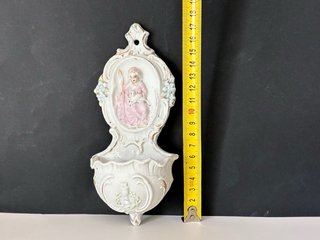 Benditera porcelana con figura