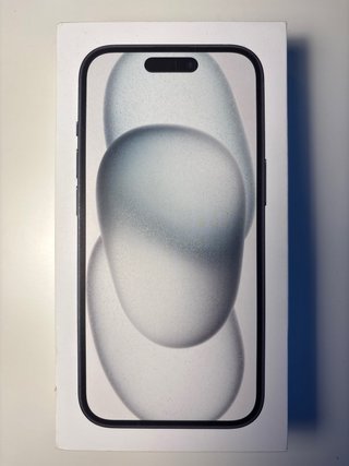 iPhone 15 128GB