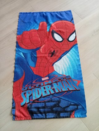 Toalla Spiderman niño
